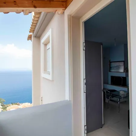 Апартаменты Upper Koumaros Sea View