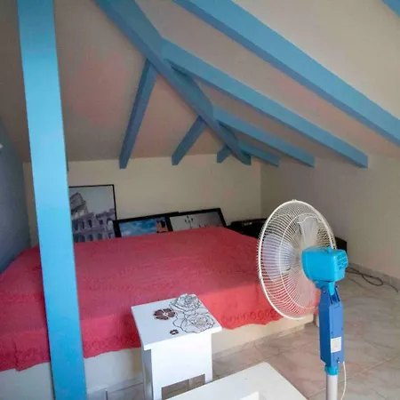 Upper Koumaros Sea View Апартаменты Гитион