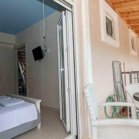 Upper Koumaros Sea View Апартаменты *